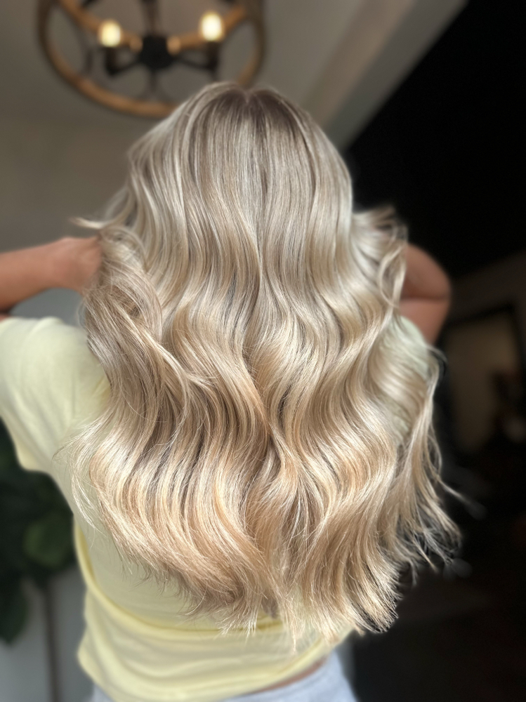 Full Blonding Service