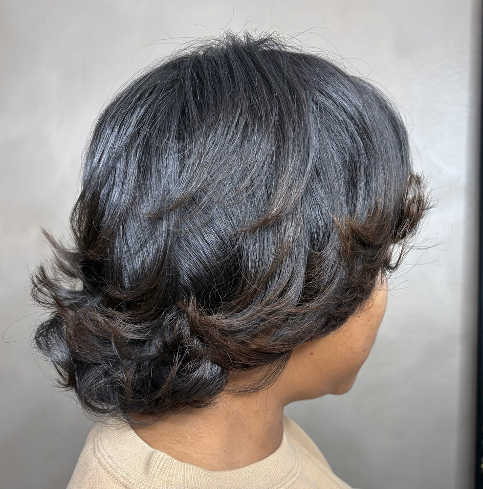 Extreme Silk Press at On Set Beauty Salon in Blue Ash, OH