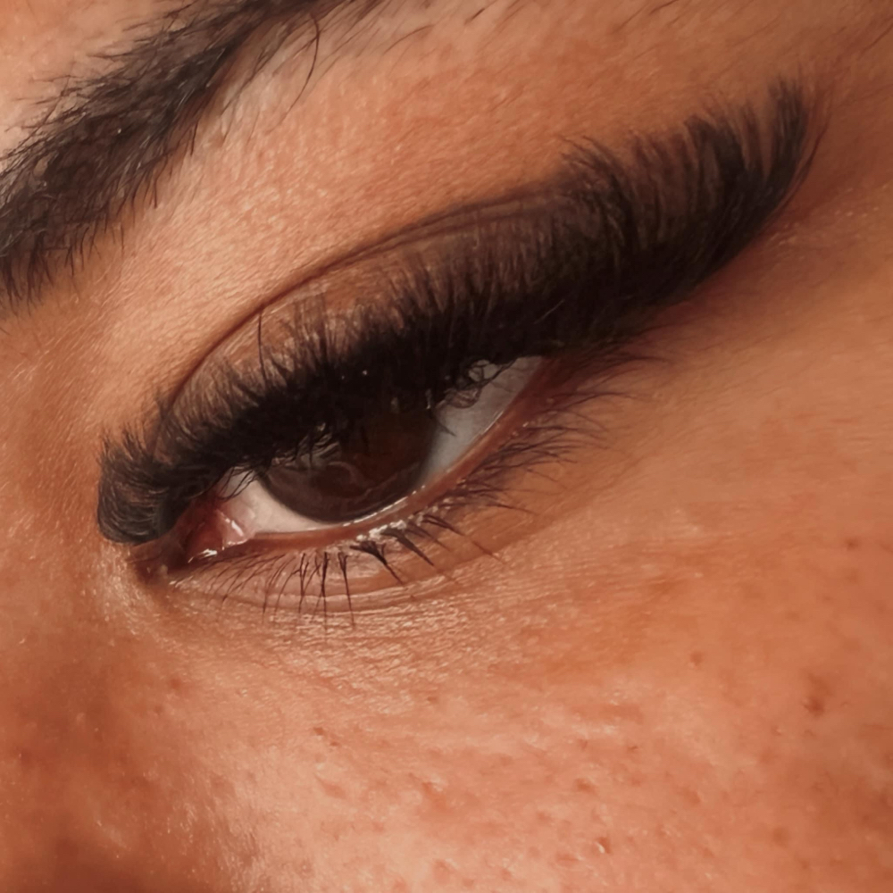 Volume Lash Extensions