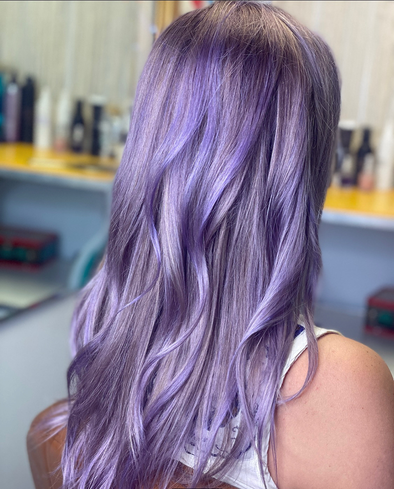 Vivid Color Application - Annie