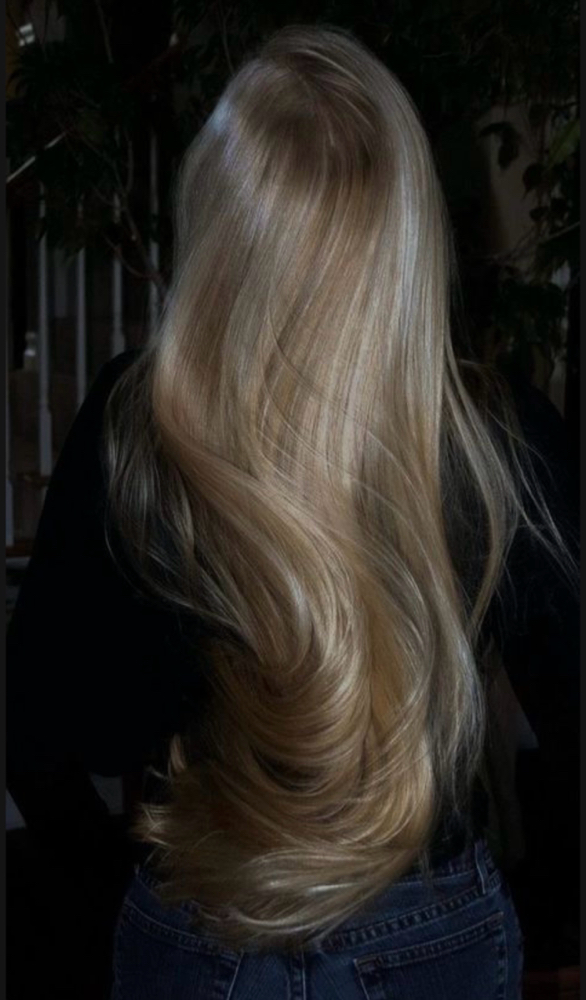 Gloss W/ Blowdry+Style