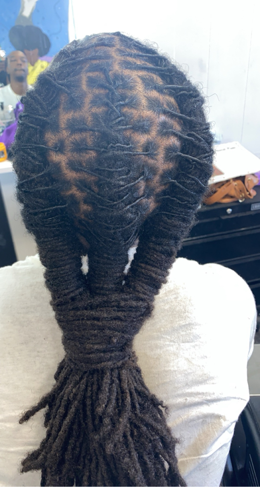 Loc Retwist  ( 4-20 Inches)