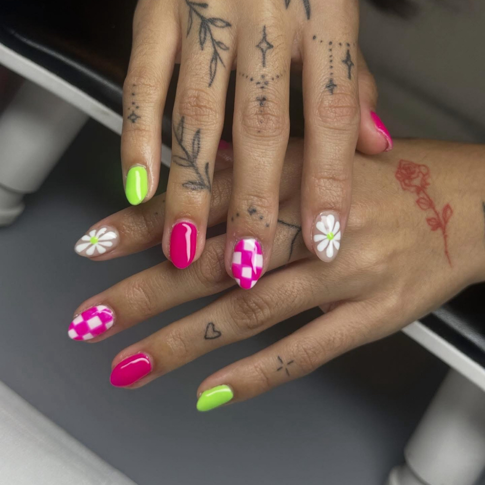 Short W/Designs Starting @ at Slayy By Bri Aesthetics in Clarksville, TN