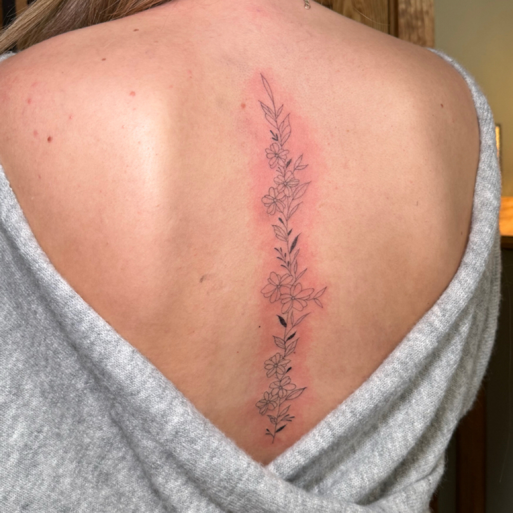 Floral/Vine Spine Tattoo at La Bella Salon in Minford, OH