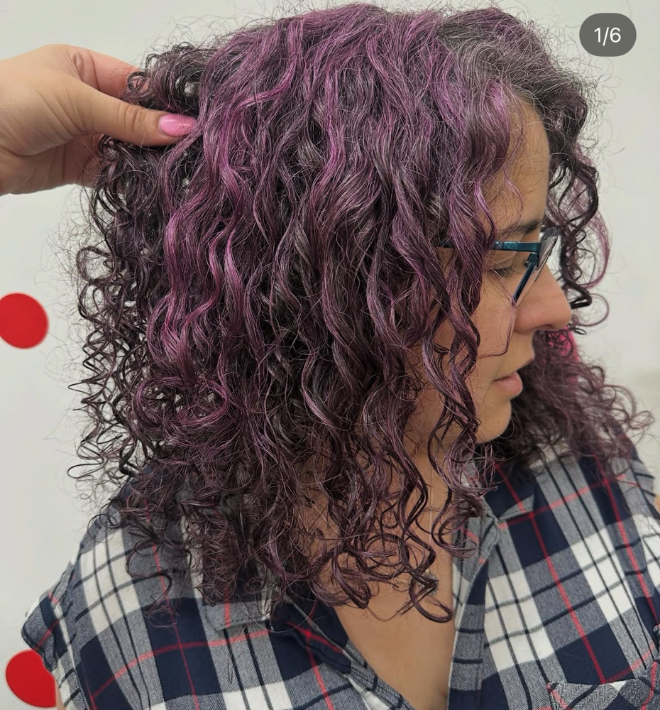 Curly Cut  (with Shampoo & Style