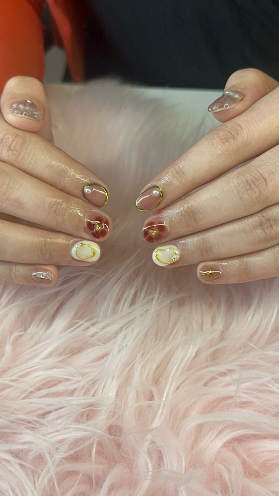 gel manicure with brook