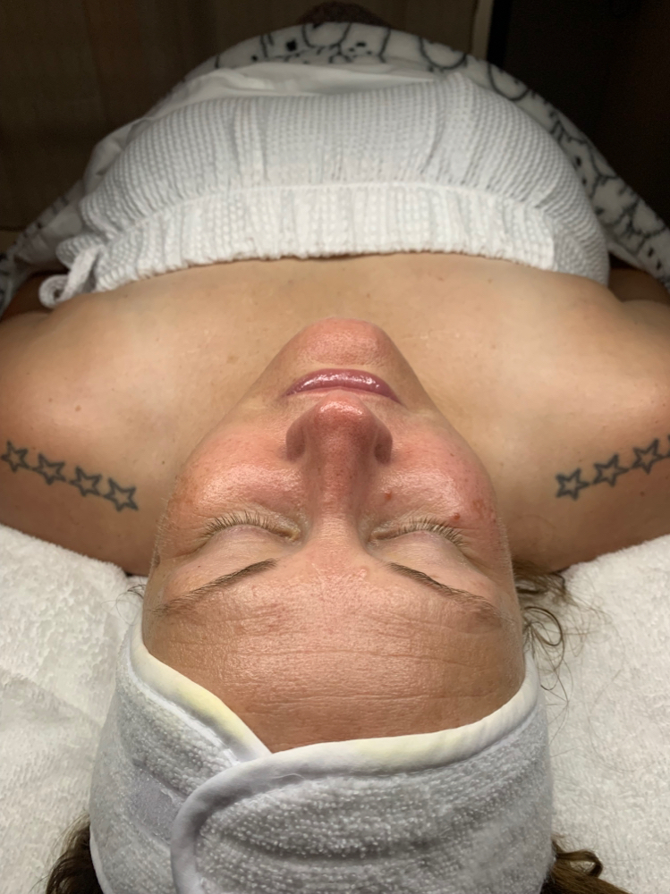 1 Hour Customized Facial at Dayton Esthetics in Beavercreek, OH