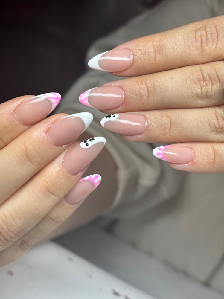 Fullset at Unruly Nails LLC in Orange, CT