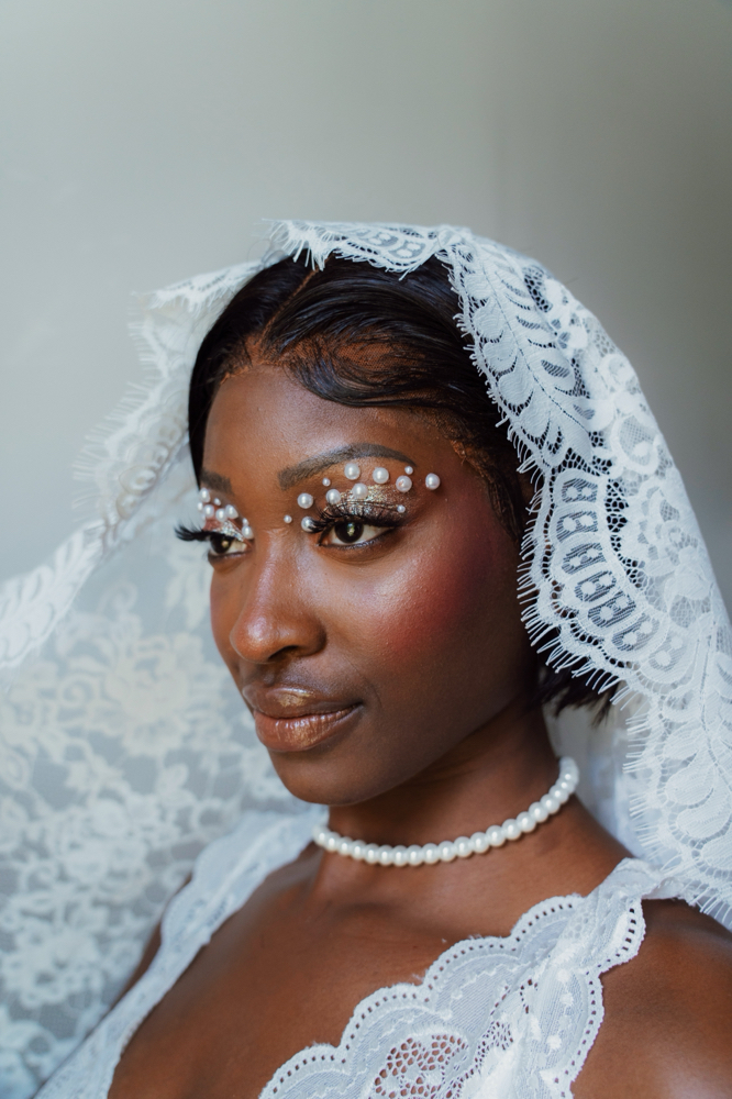 Editorial Makeup