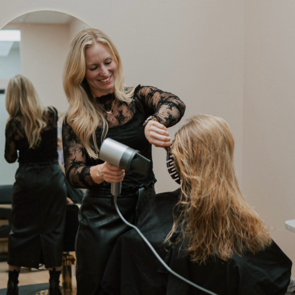 Shampoo and Blowout at BLND Blonding & Color Suite in Salem, OR