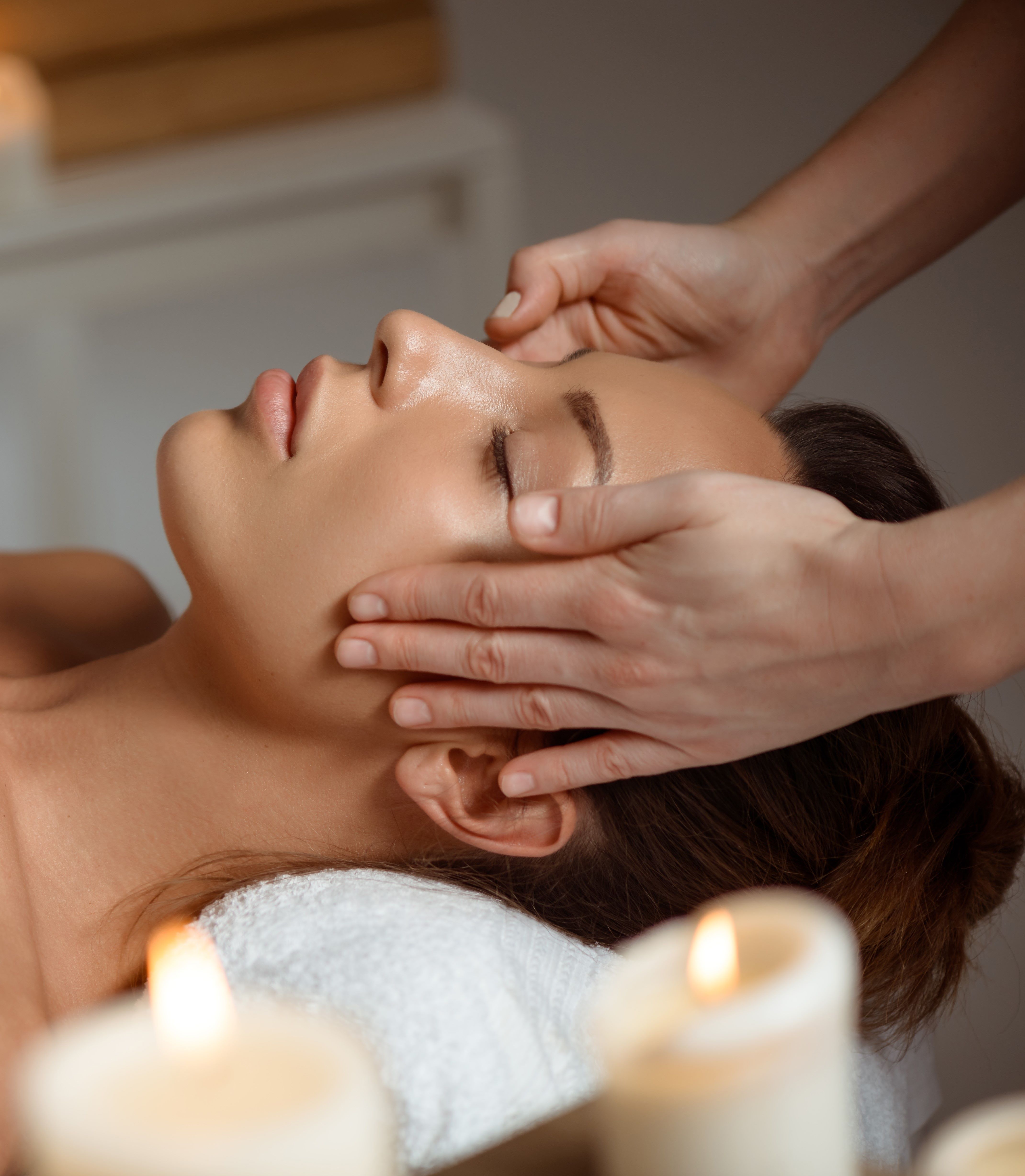 European Face Sculpting Massage