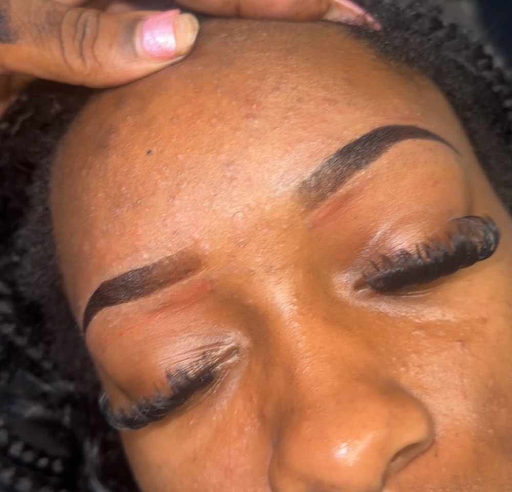 Brow Tinting And Waxing