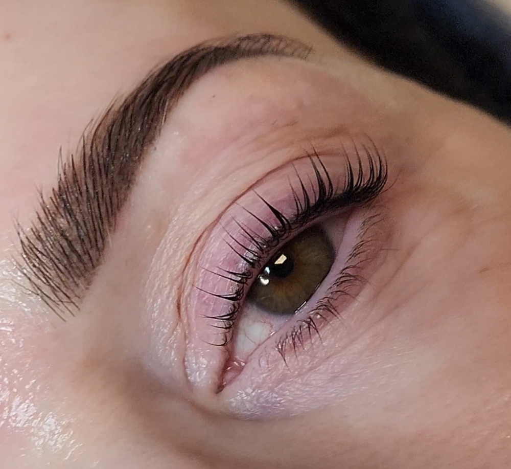 Lash Lift And Tint