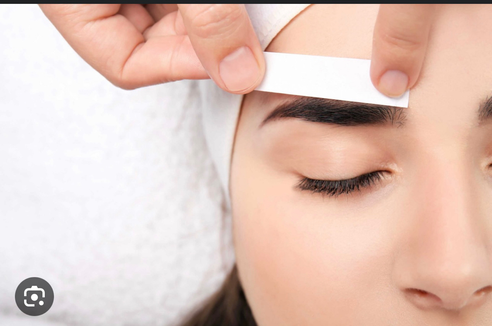 Eyebrow Waxing at Amber Leigh’s Hair Studio in Levittown, PA