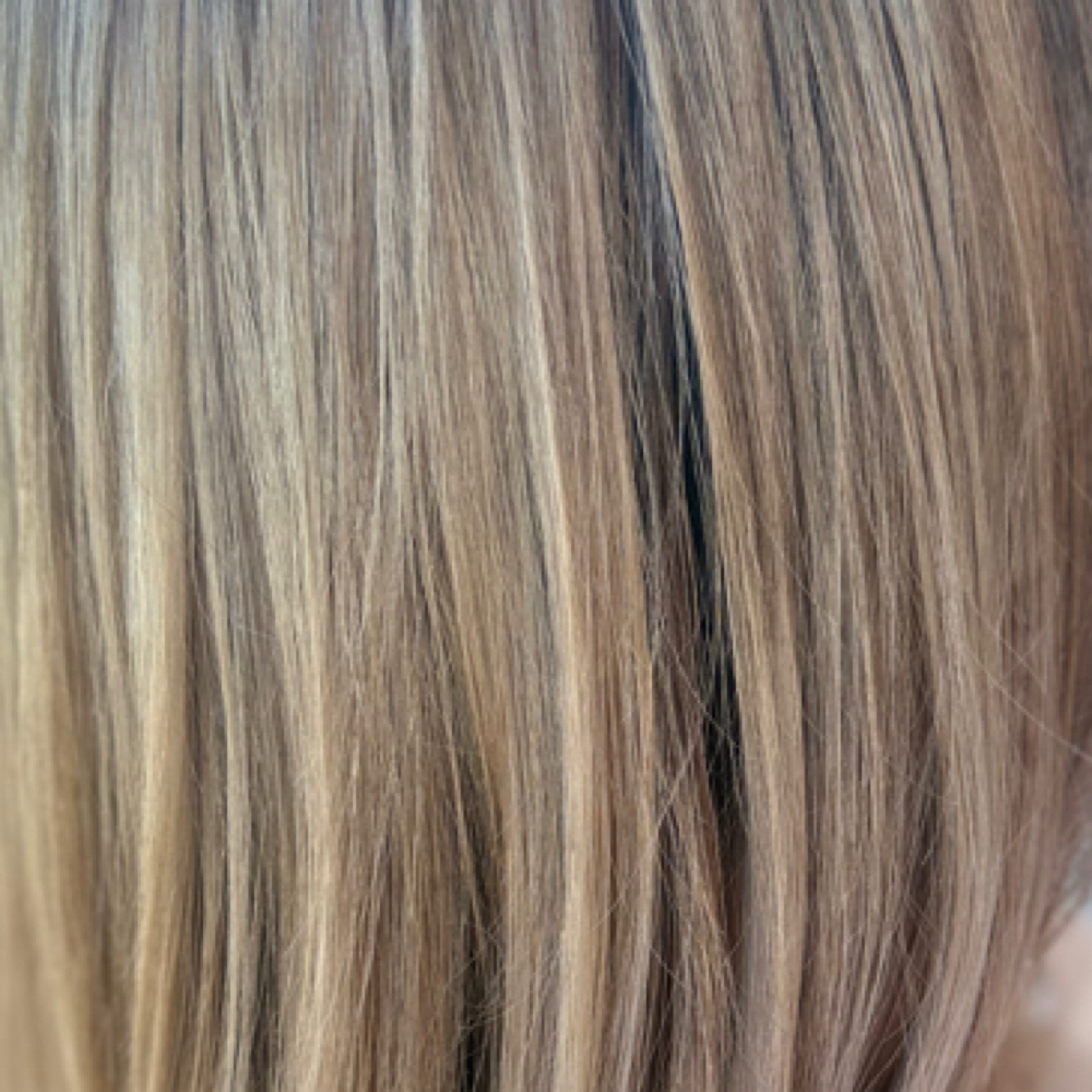 Gloss Refresh at Crowned Beauty Luxe in Peoria, AZ
