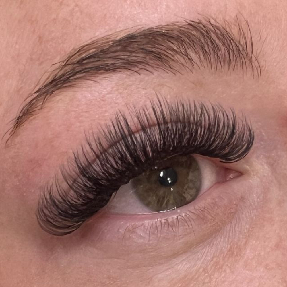 Open Eye Full Set at Black Cactus Body Bar & Boutique in Mount Juliet, TN