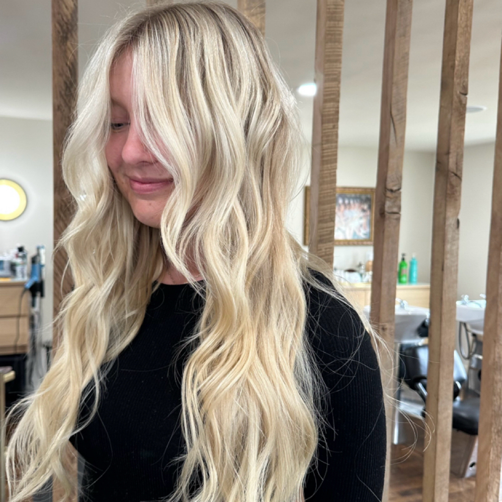 Bleach And Tone at Market Off Main in North Manchester, IN