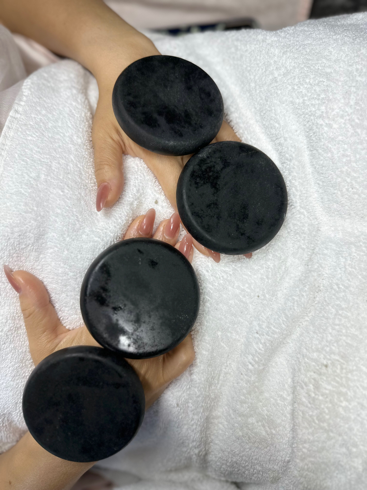 Aromatherapy Hand Massage