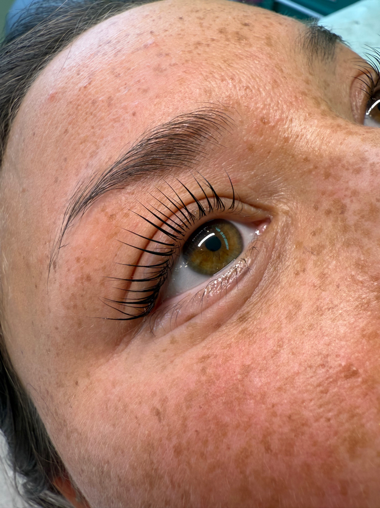 Lash Lift + Tint