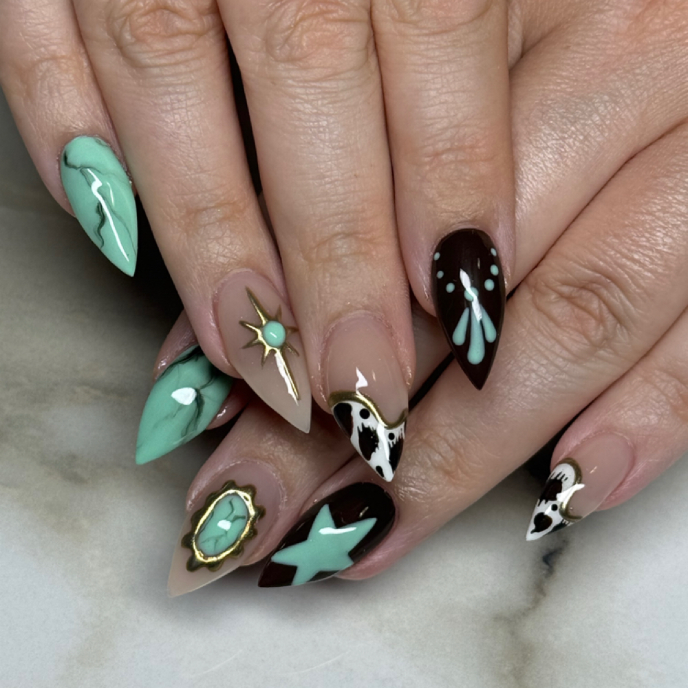 Free Style ( Just Design ) at Get Unique With Monique in Tavares, FL