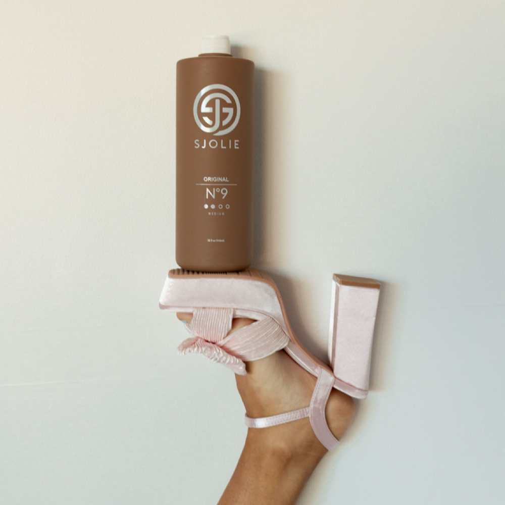 THE BESTIE GLOW✨ (spray tan) at makeup + aesthetics by jillian in Pikeville, TN