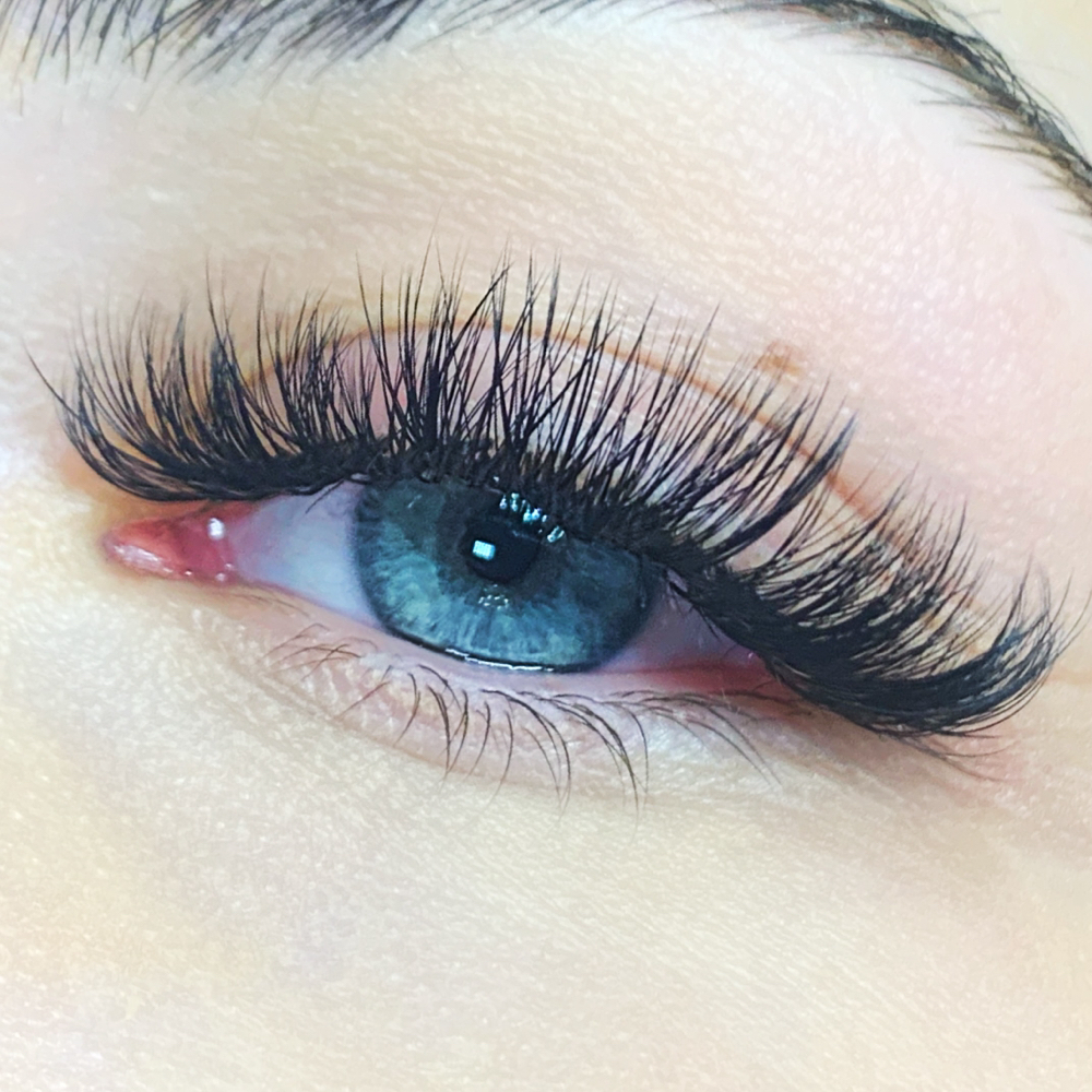 Signature Lash Fill