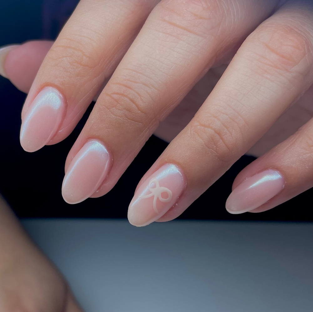 Structured Mani (Medium)