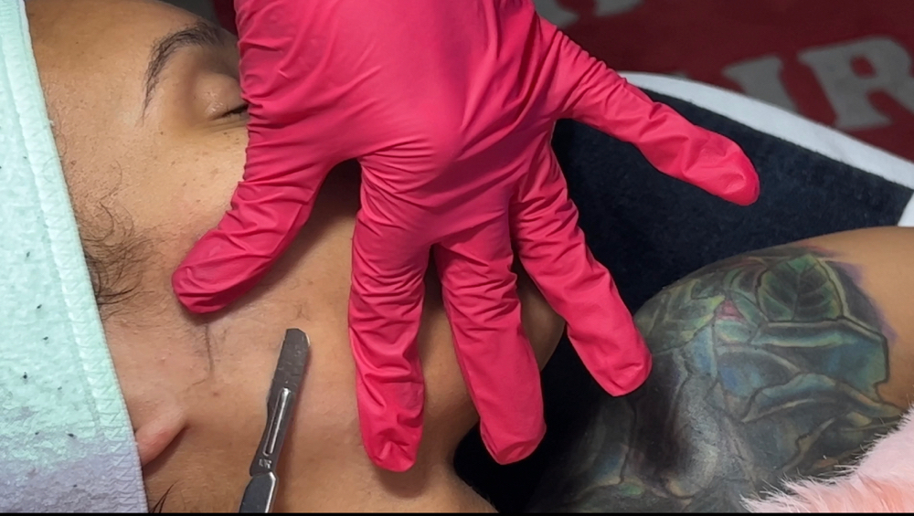 Dermaplanning Facial