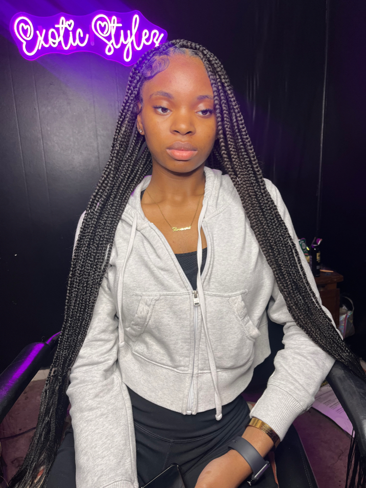 Medium Knotless at ExoticStylezbyReđź’• in Alabaster, AL