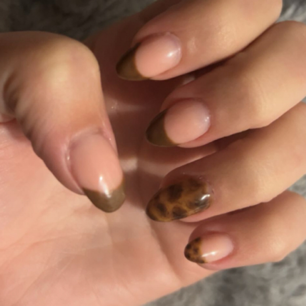 Design Minimal at Nails by Aaliyah in Des Moines, IA