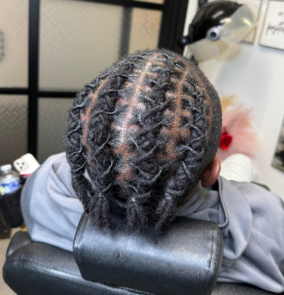 Retwist (10-49 locs) at Otusbeauty in Greenbelt, MD