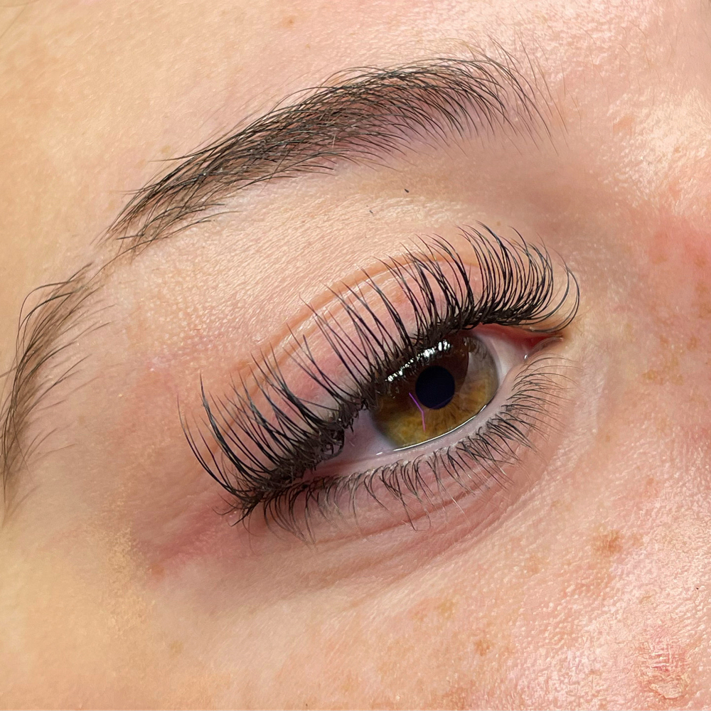 Lash Extension Removal