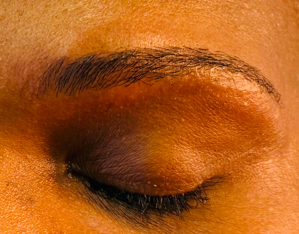 Brow Shaping & Wax/ Wax