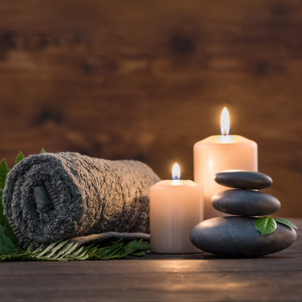 60 Minute Relaxation Massage at Luminous Lashes Brow & Beauty in Bradenton, FL