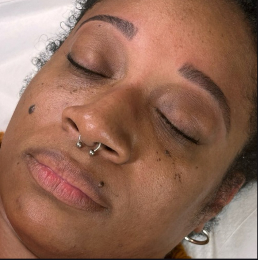 Eyebrow Shaping & Tint