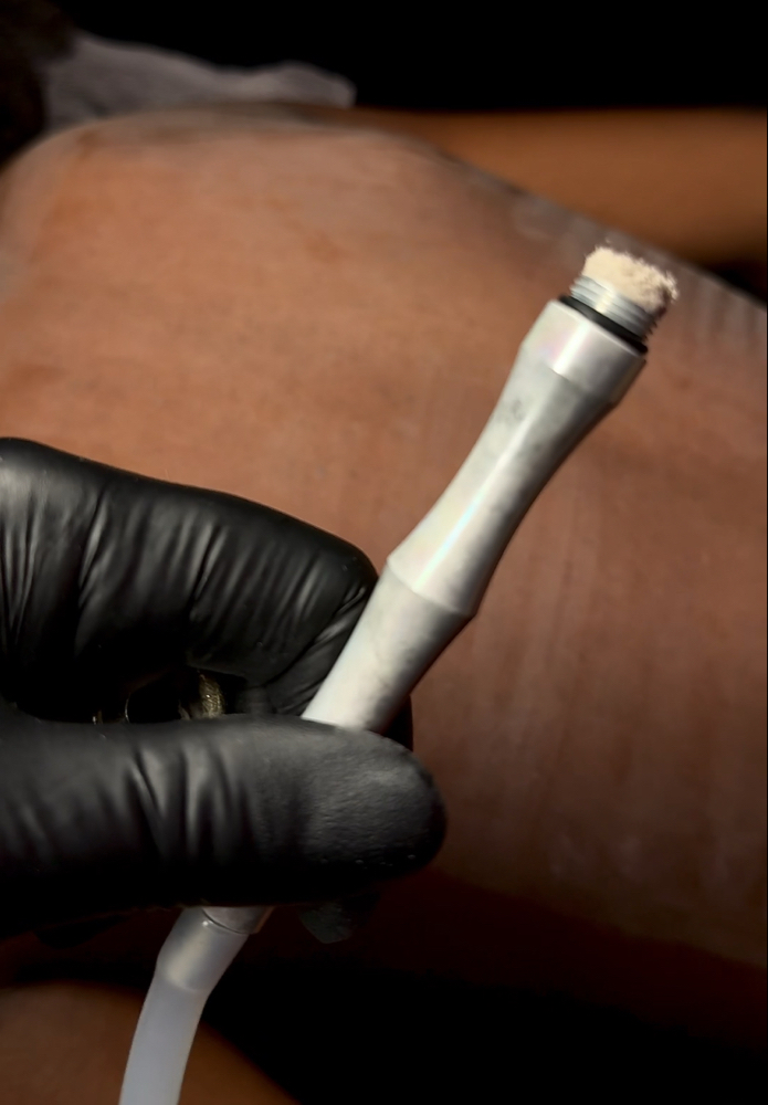 Diamond Glow Back Facial