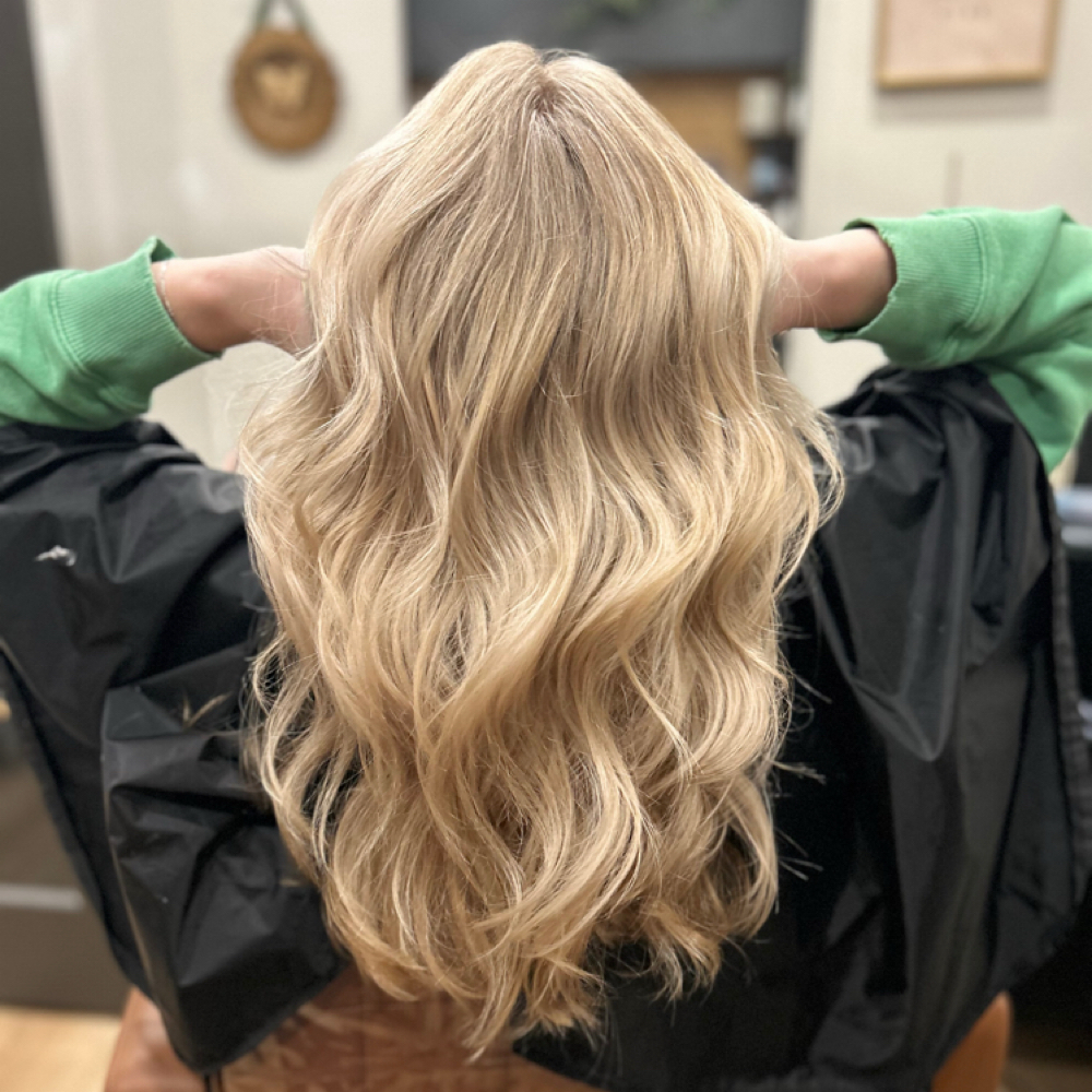 Full Foil Highlights at Olivia  Copeland in Lenoir City, TN