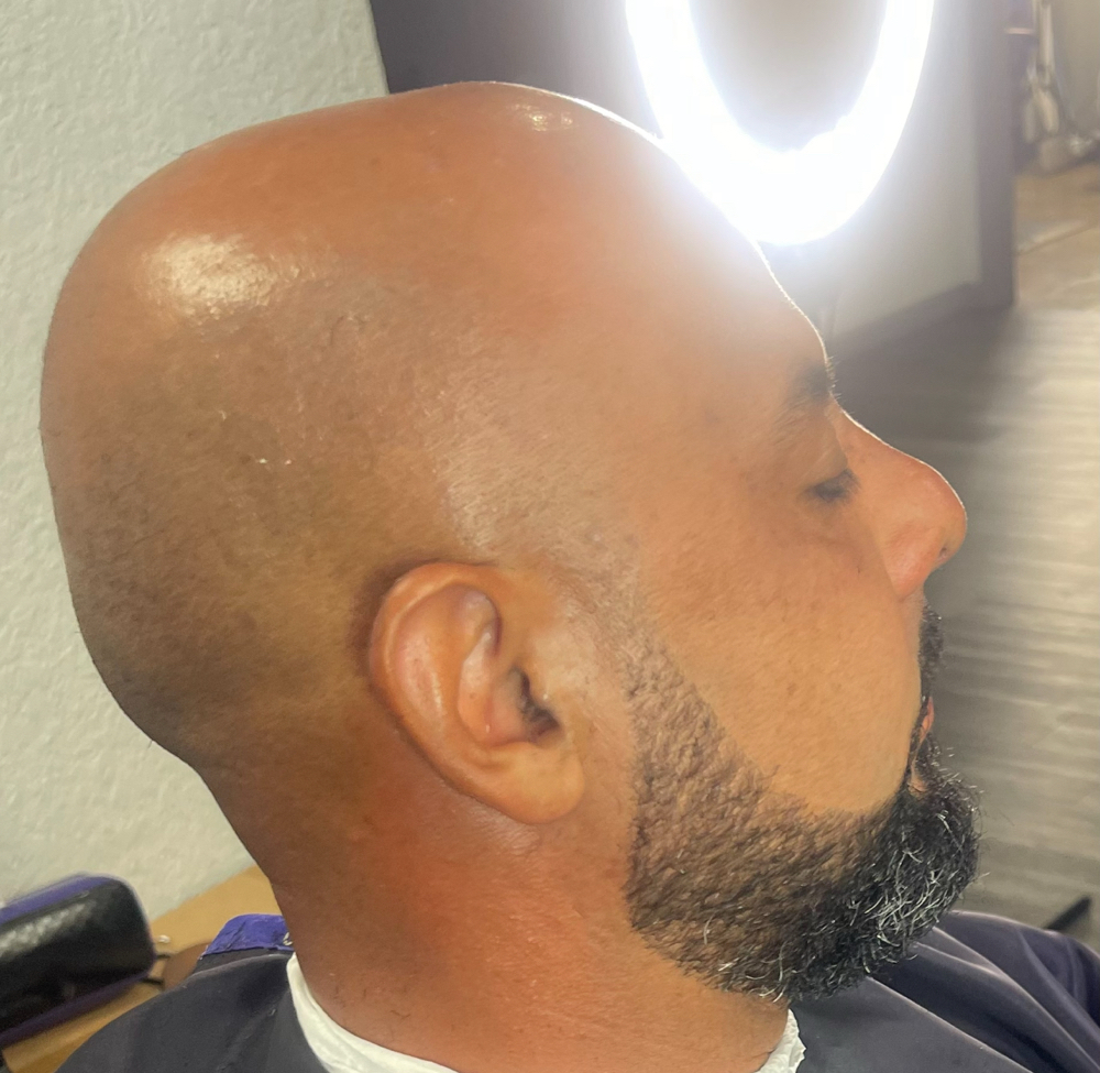 Head Shave at House Of Representativez in Arlington, TX