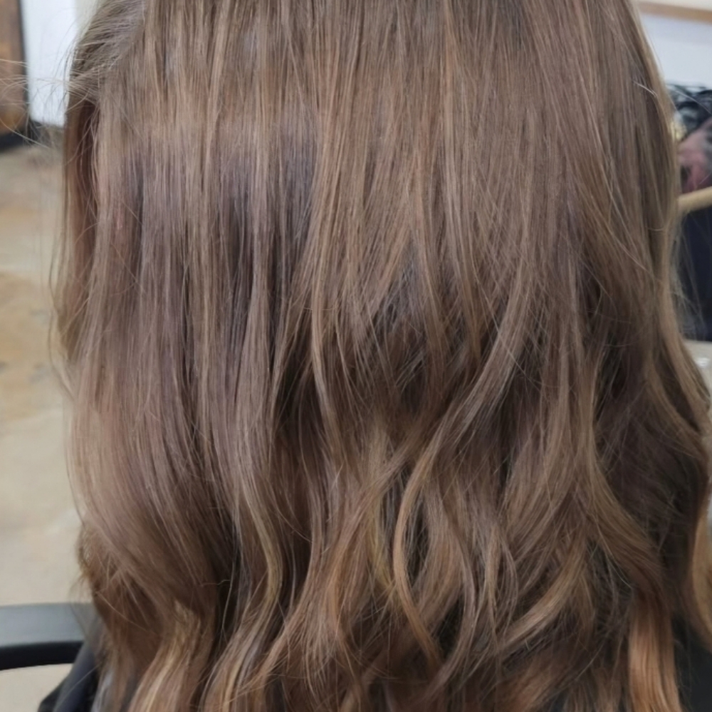 ROOT Retouch at Crown and Canvas Hair Studio in Camp Verde, AZ