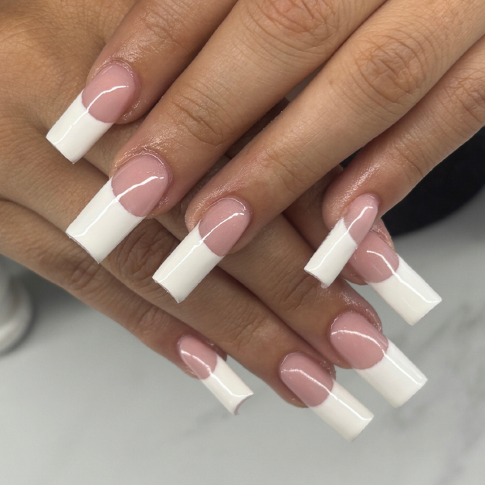 LONG MINIMAL full acrylic set at Sets By Alice in Rogers, AR