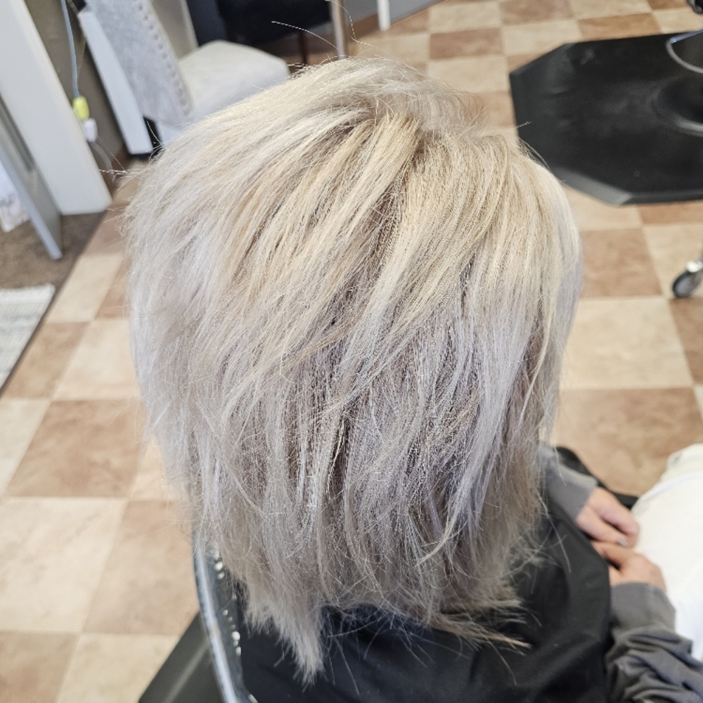 Shampoo Cut & Style at Kaylee Edwards in Worthington, MN