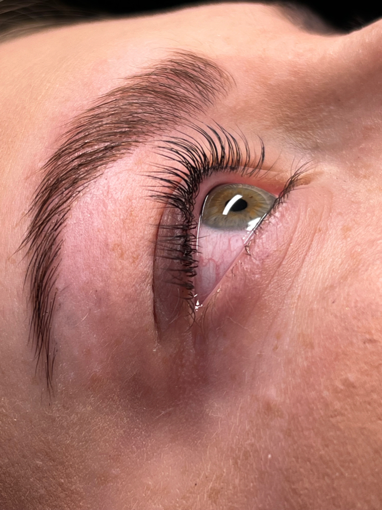 Lash Lift at Simply Snatched in Nevada, MO
