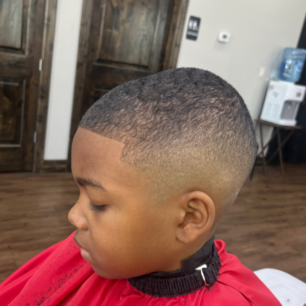 Two Kid Holly's at Robinson's Premiere Cuts in Round Rock, TX