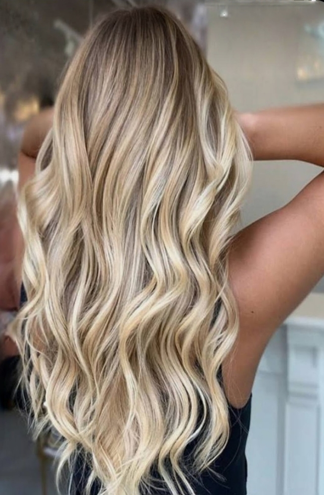 Signature Highlight Experience at Stormee Stylez in Colorado Springs, CO