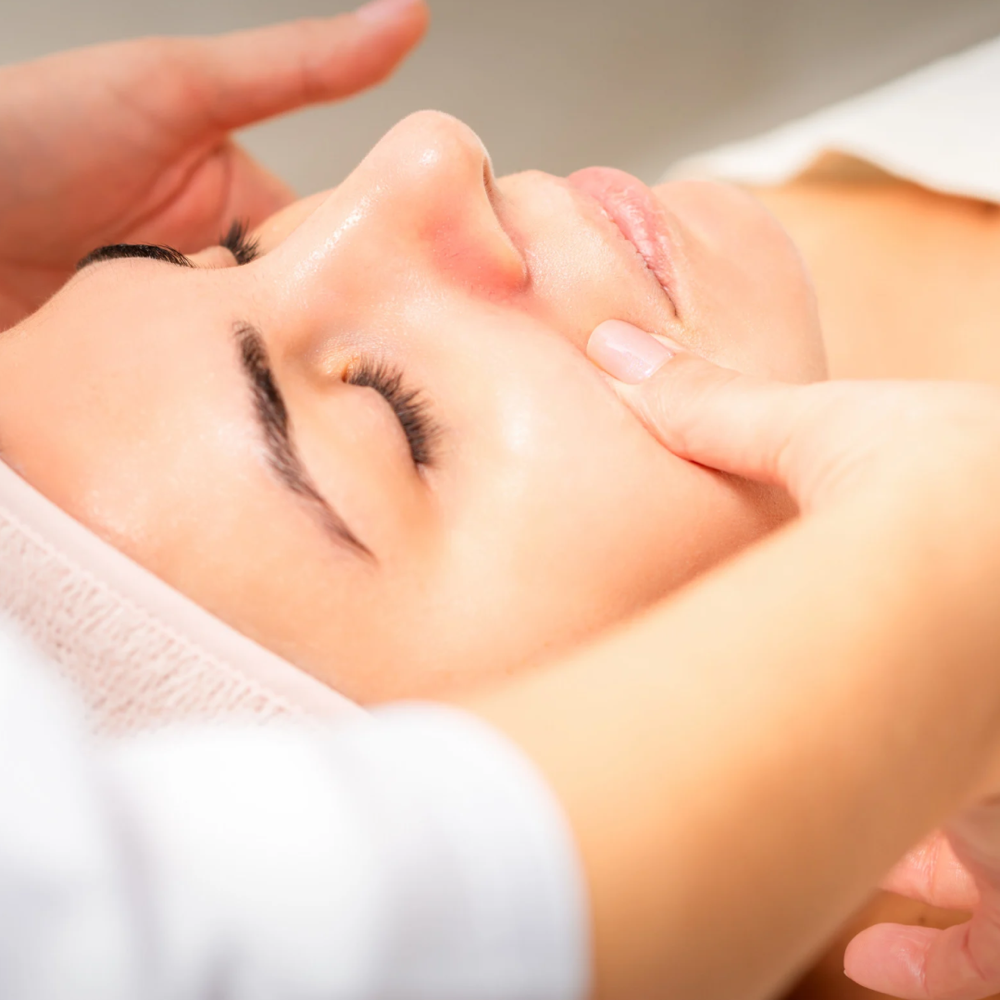 Lymphatic Drainage Facial