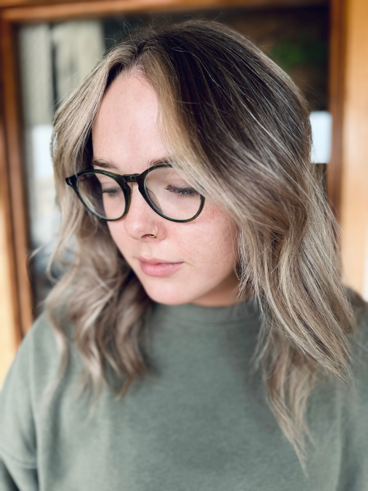 Face-Framing Highlights (add on)
