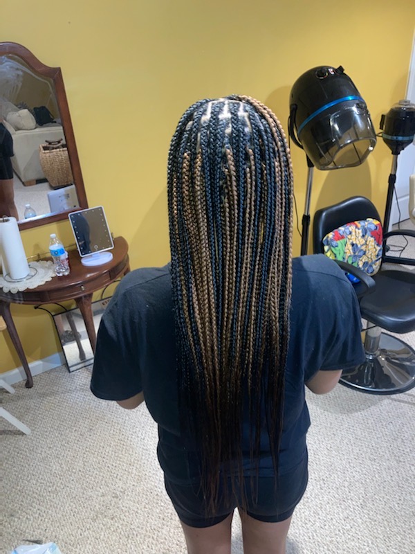 Knotless Retouch