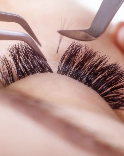 Volume/Wet Look at Lashes by Karlie in Mansfield, TX