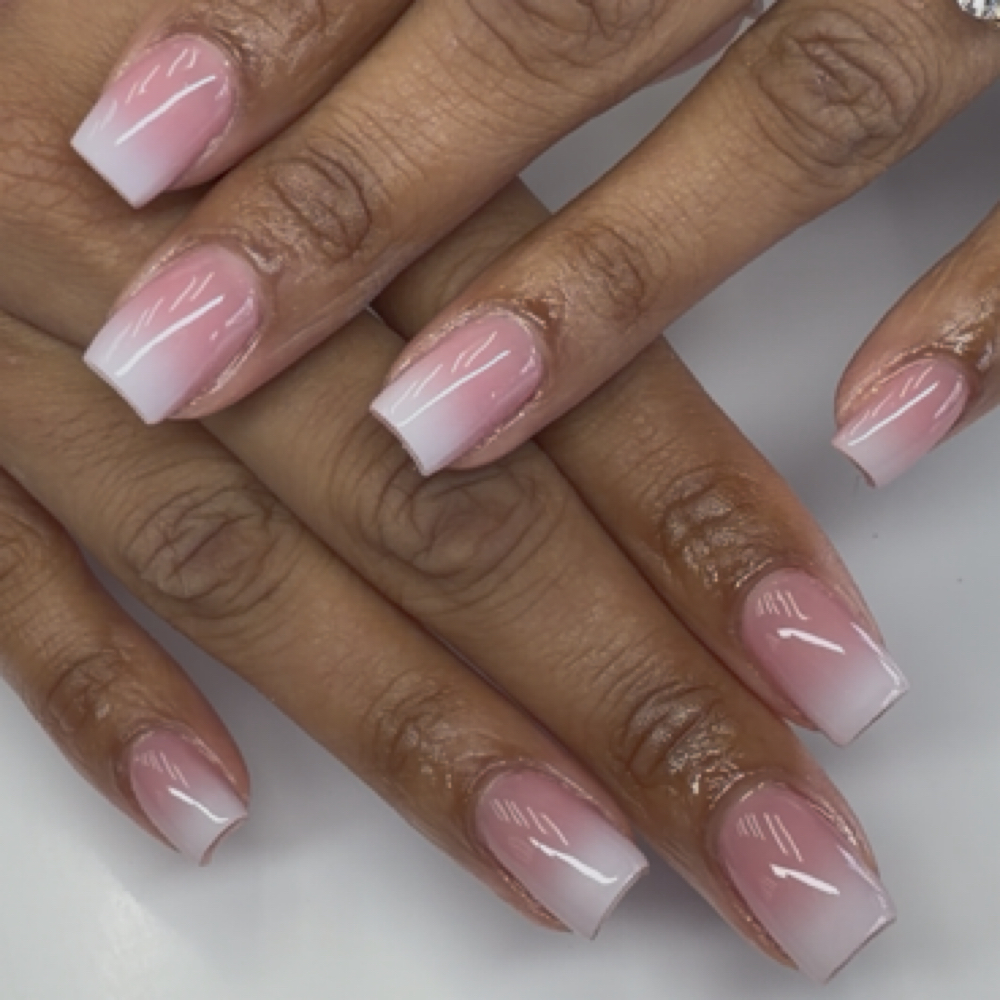 Soak Off at MarielBeautyStudio in Garfield, NJ