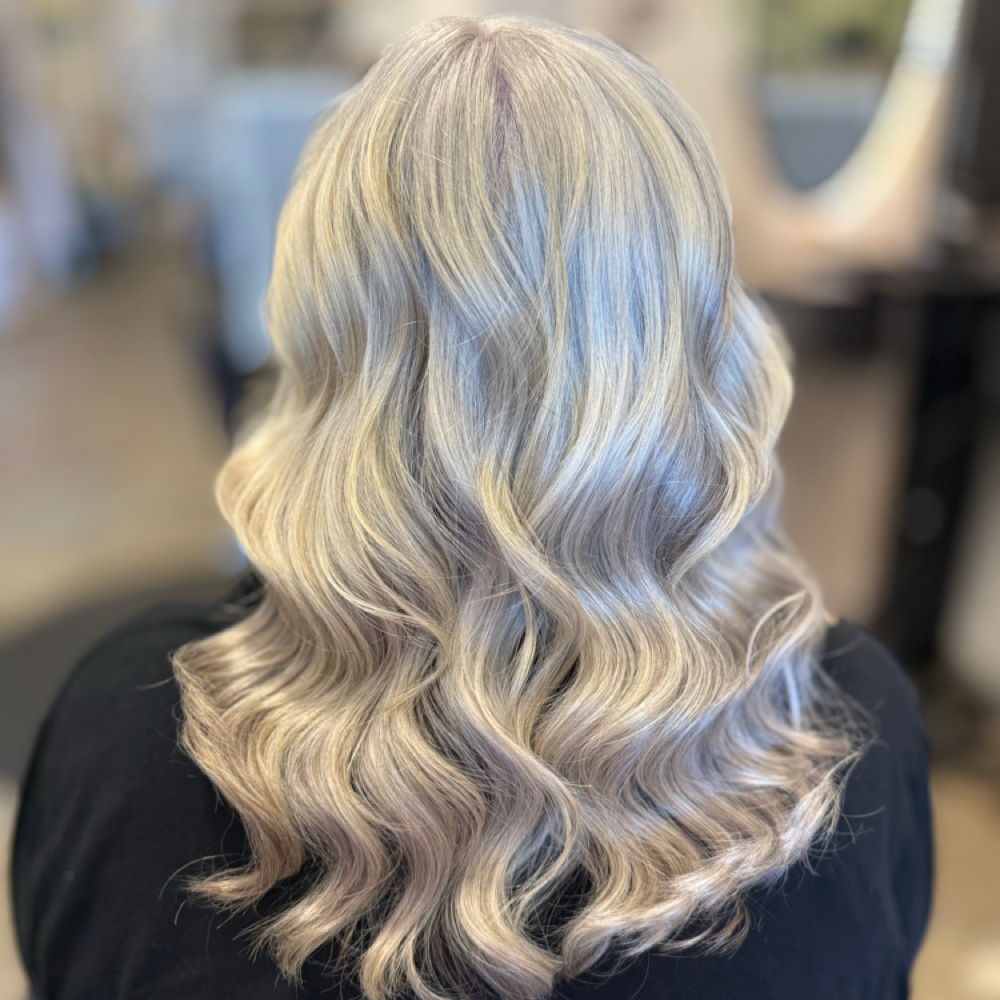 One On One Styling Lesson at Kristin Sharma l Blonding Specialist & Luxury Hairstylist in Vero Beach, FL